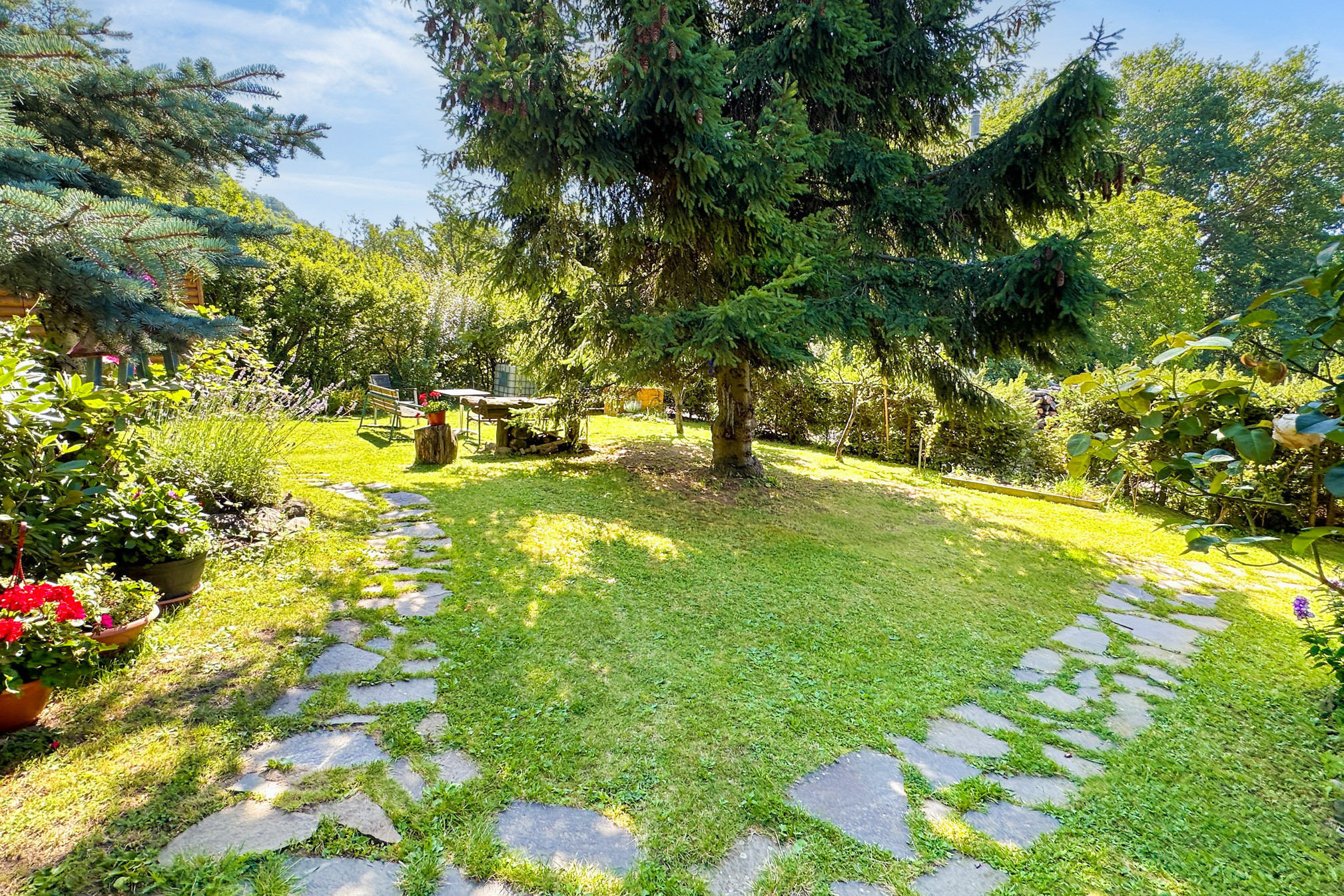 REZERVOVANÉ 4-izbová chata, 74m2, Počúvadlo Jazero - Banská Štiavnica