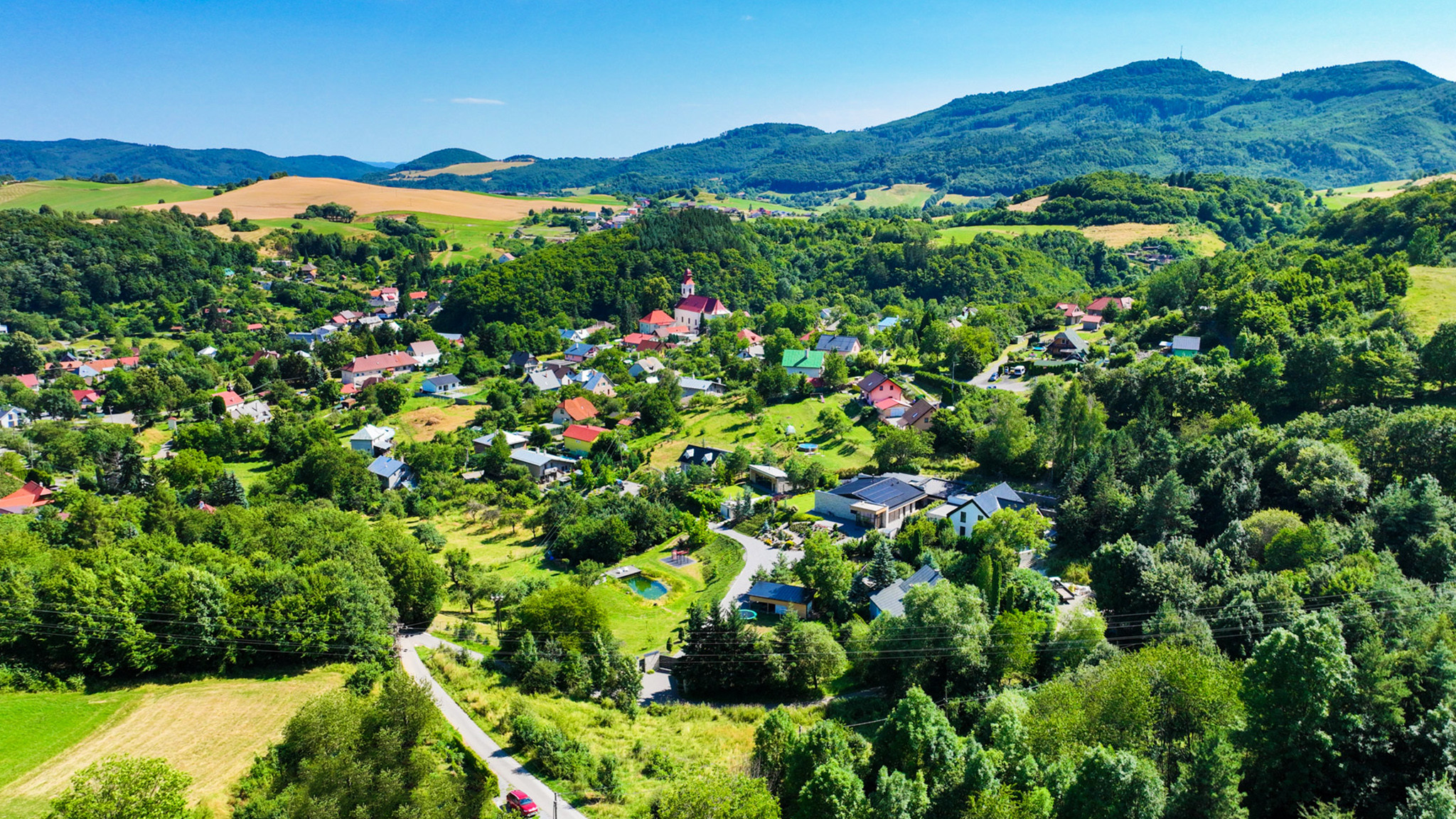 Dvojpodlažný rodinný dom s pozemkom 950m2, Štefultov