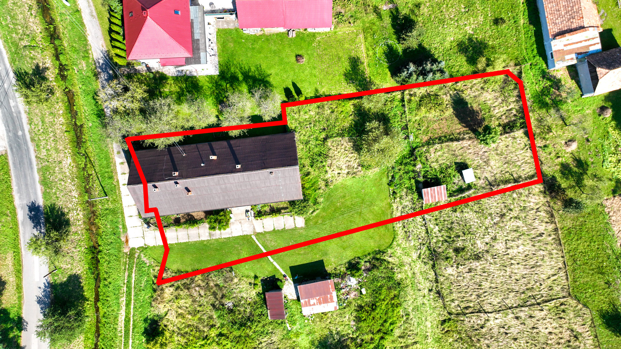 Rodinný dom so štyrmi bytovými jednotkami v obci Beluj