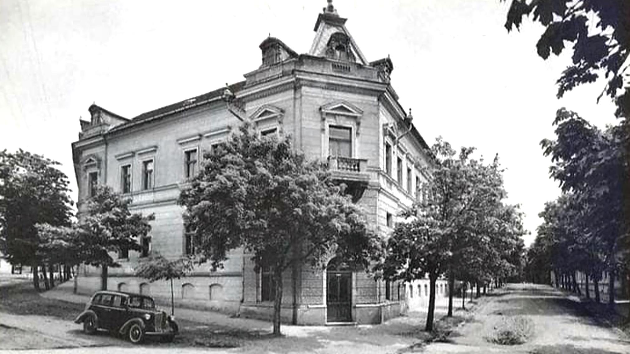 Krásna viacúčelová budova vo výbornom stave v centra mesta Šahy