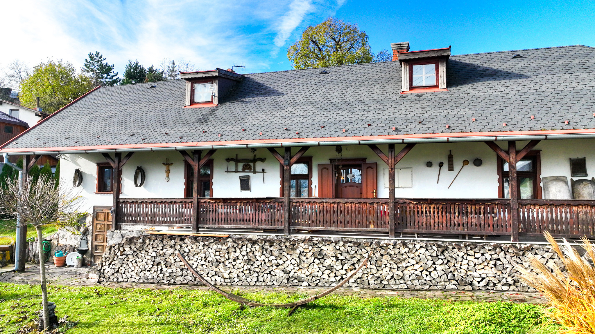 Romantická zrekonštruovaná a zariadená chalupa Malá Lehota