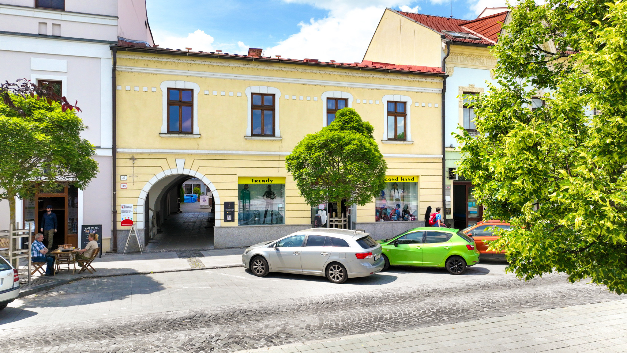 Viacúčelová historická budova 900m2 Zvolen Centrum