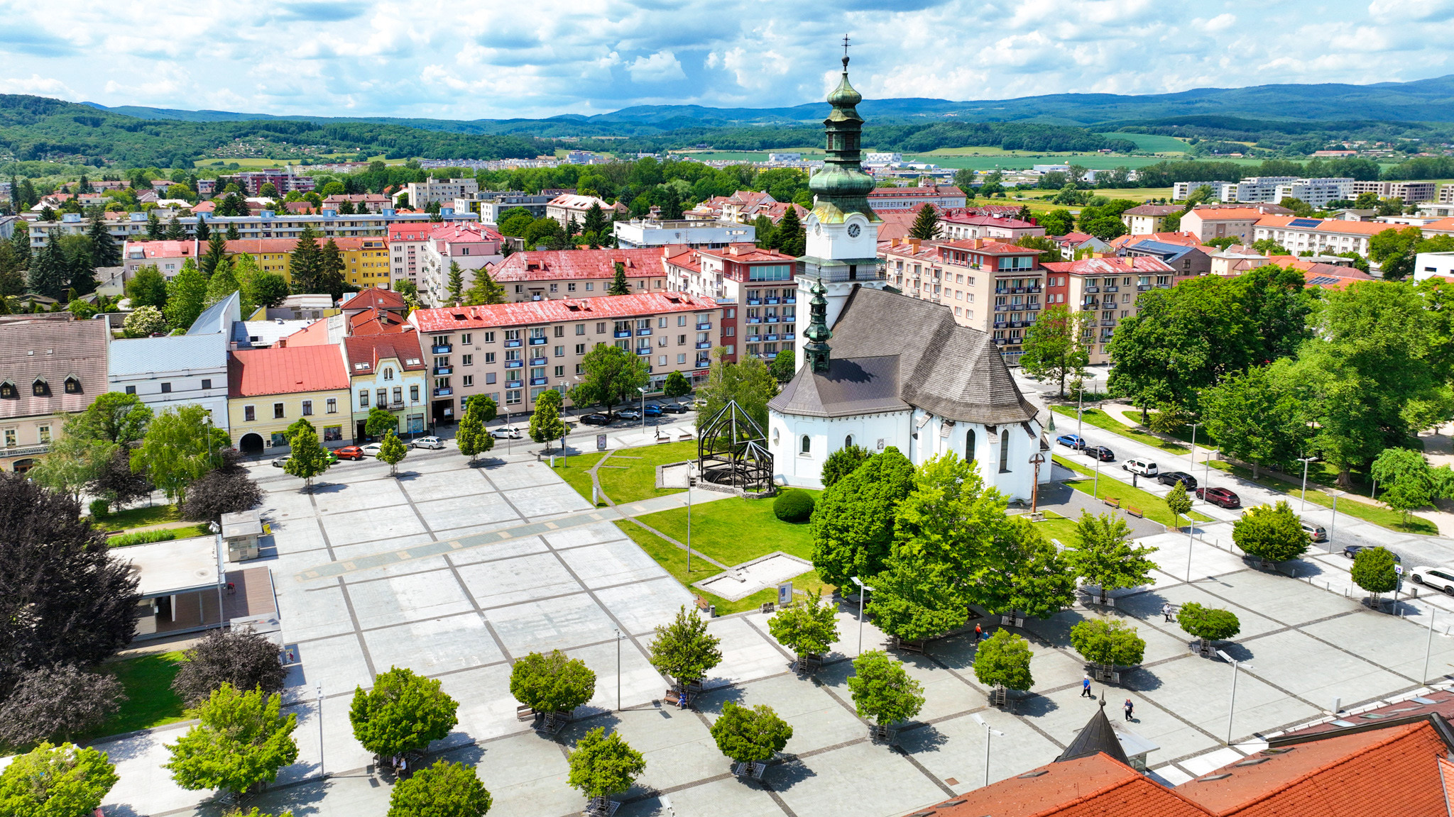 Viacúčelová historická budova 900m2 Zvolen Centrum