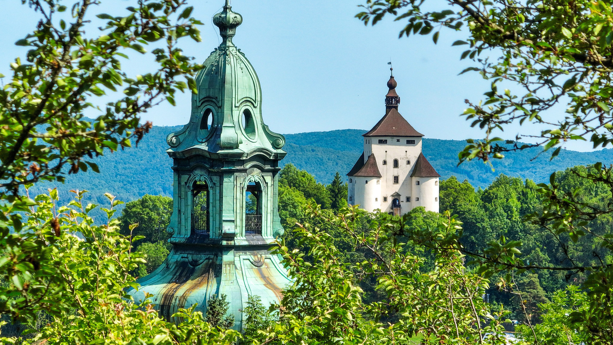 Slnečný, rekreačný pozemok 1250m2, centrum Banská Štiavnica