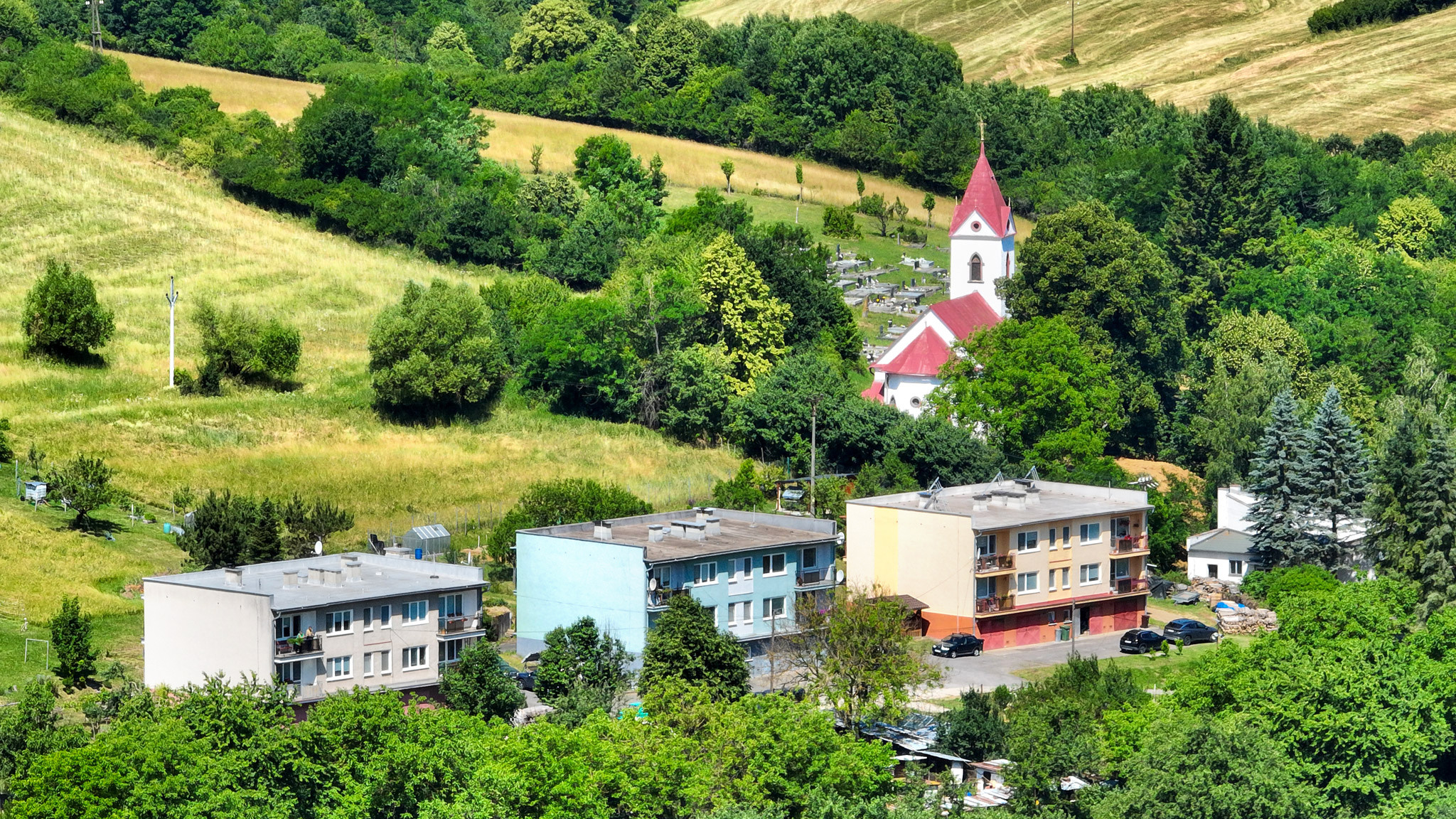 Priestranný 3-izbový byt o veľkosti 92m2 s garážou, Prenčov