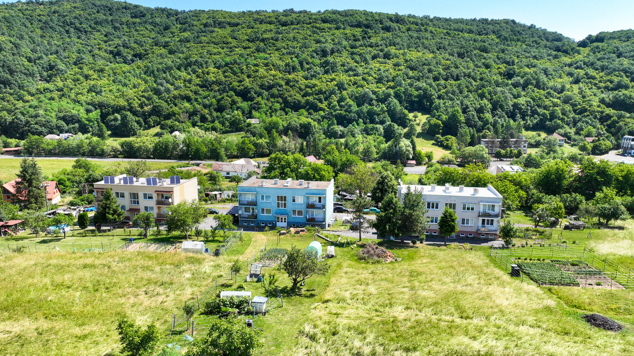 Priestranný 3-izbový byt o veľkosti 92m2 s garážou, Prenčov