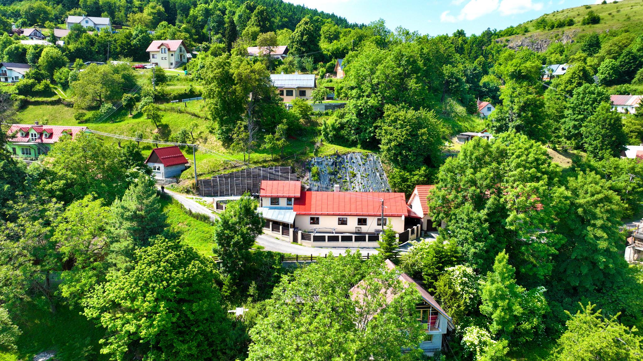Rodinný dom - Chalupa v blízkosti jazier, Štiavnické Bane