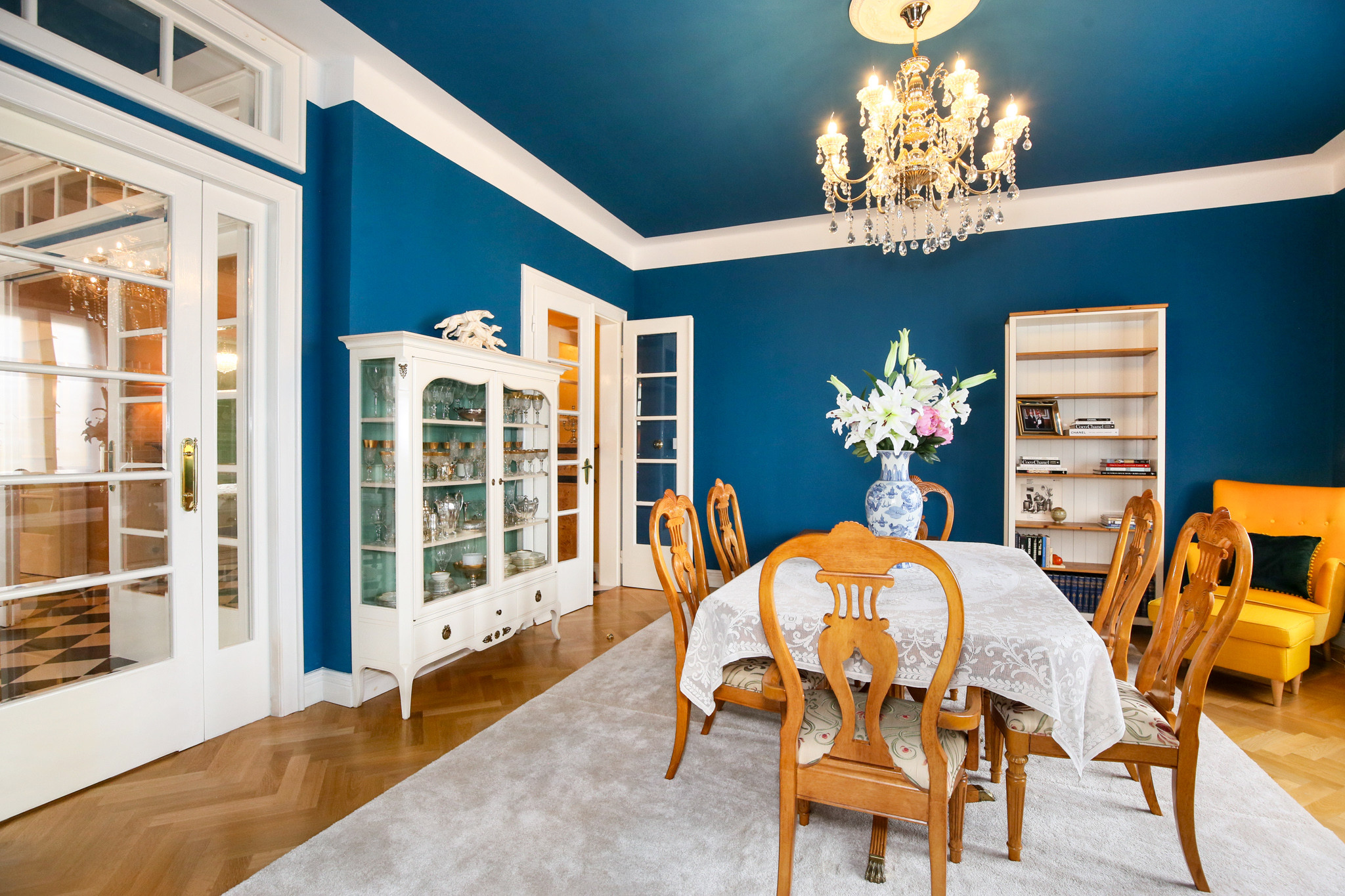 Štýlový byt s garážou a možnosťou prístavby ďalšieho bytu, centrum Banská Bystrica