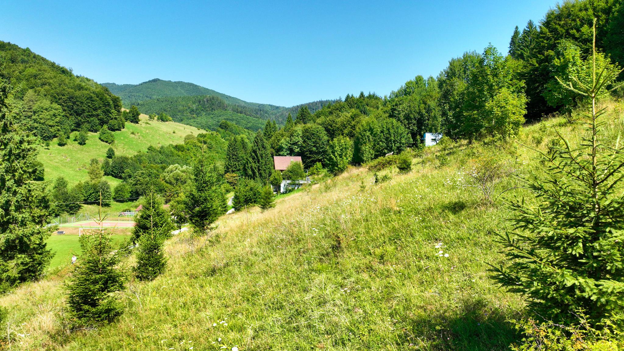 Stavebný pozemok 1550m2 v obci Baláže, Banská Bystrica