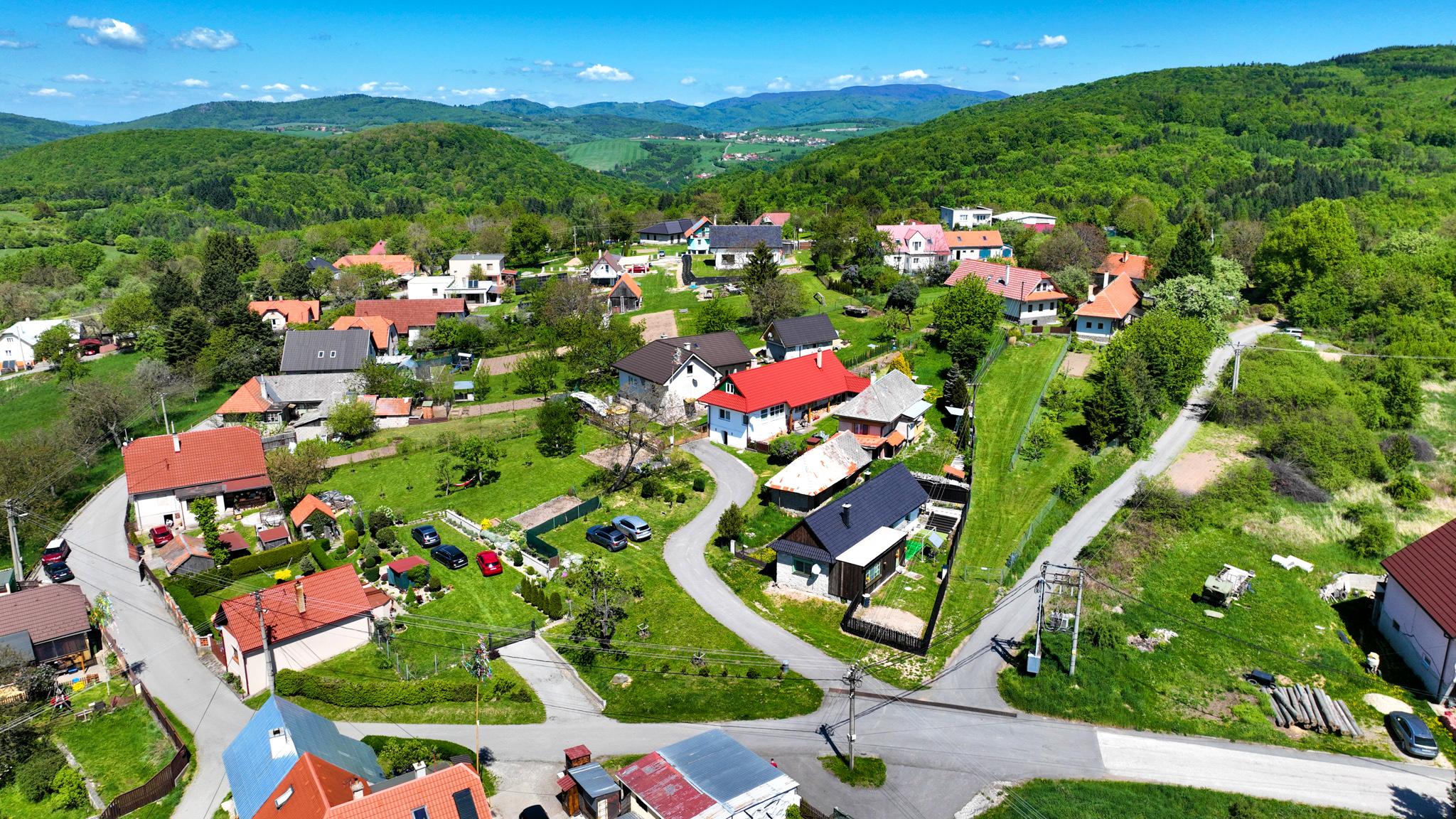 Moderná zrekonštruovaná chalupa - rodinný dom, Veľká Lehota