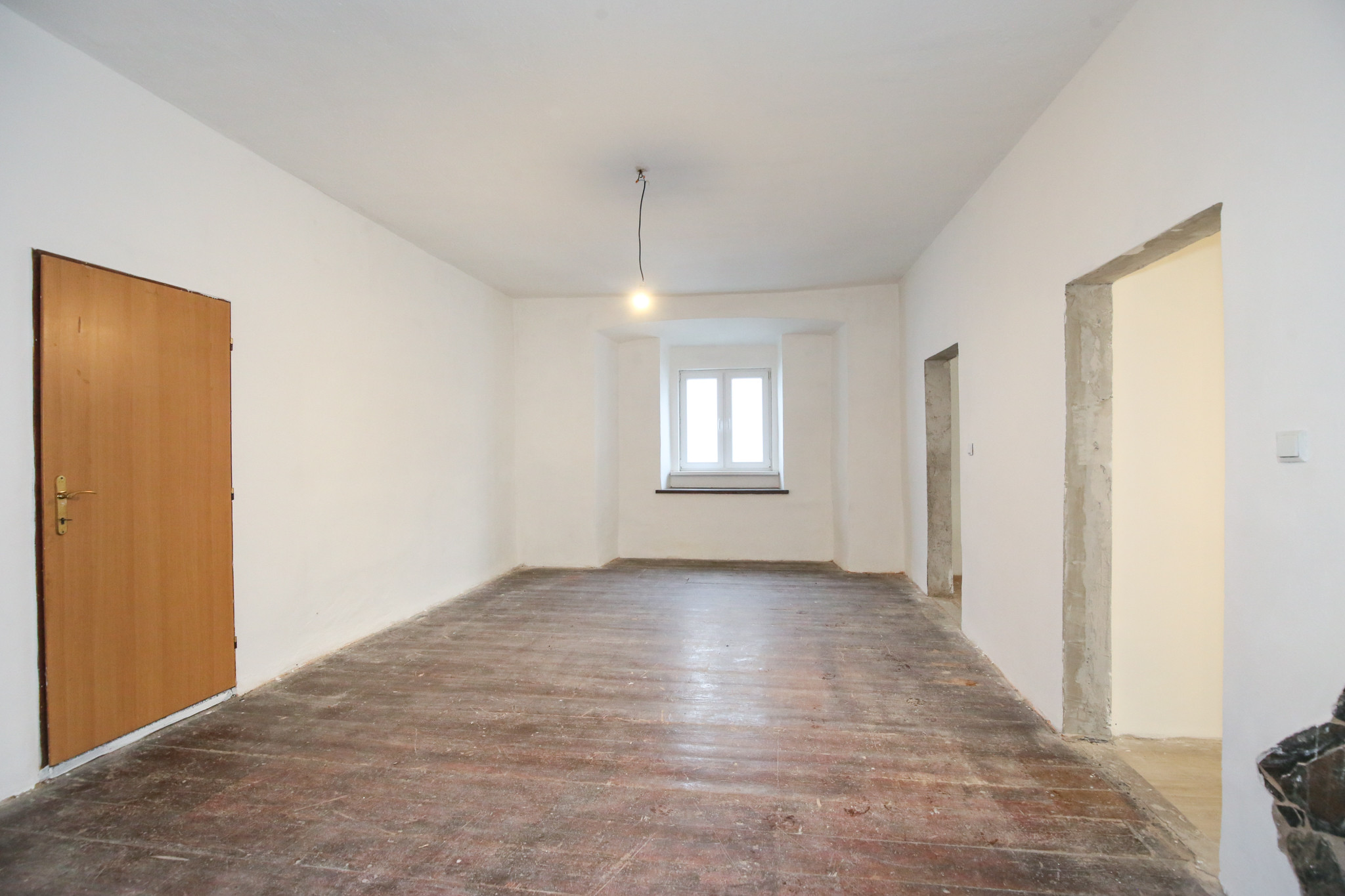 3-izbový priestranný byt o veľkosti 100m2, Štiavnické Bane