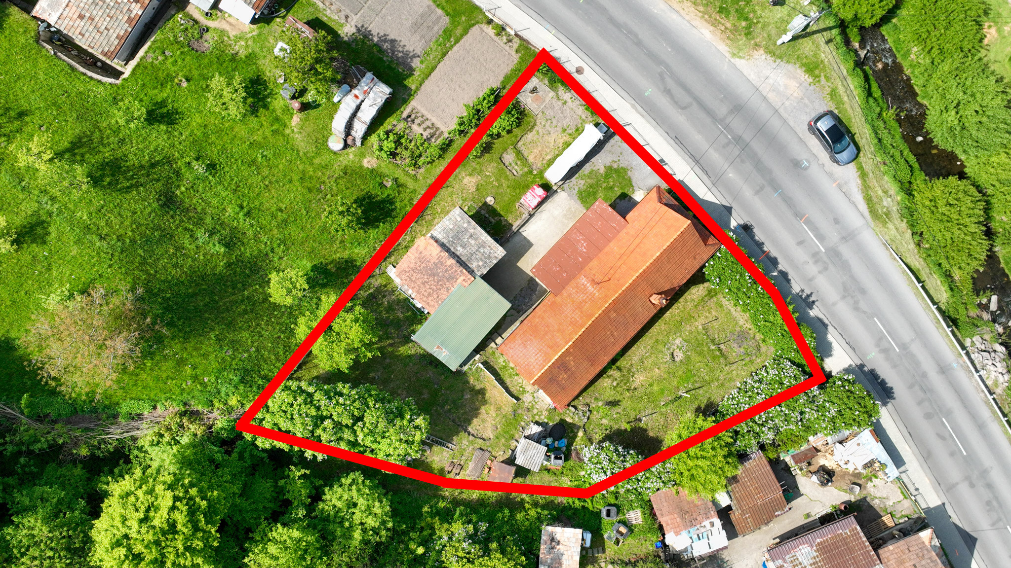 Obývateľný vidiecky dom, chalupa s pozemkom 500m2 Svätý Anton