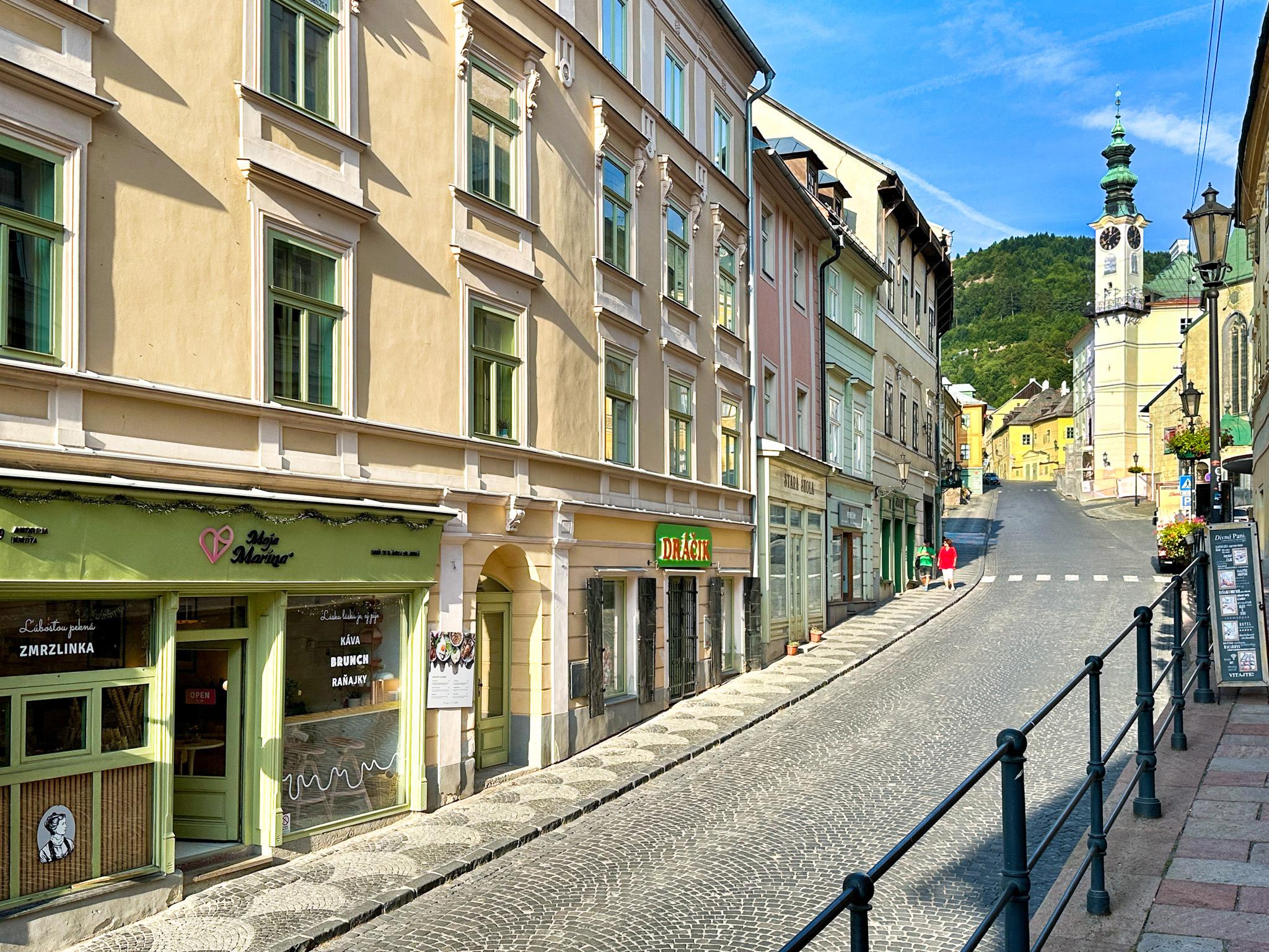 Zariadený 70m2 byt v centre mesta Banská Štiavnica