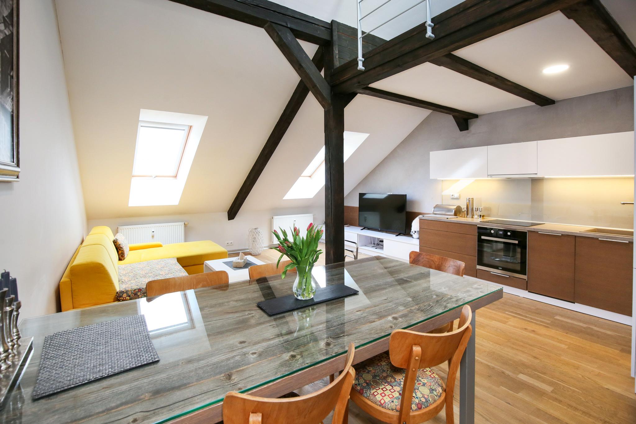 Zariadený 70m2 byt v centre mesta Banská Štiavnica