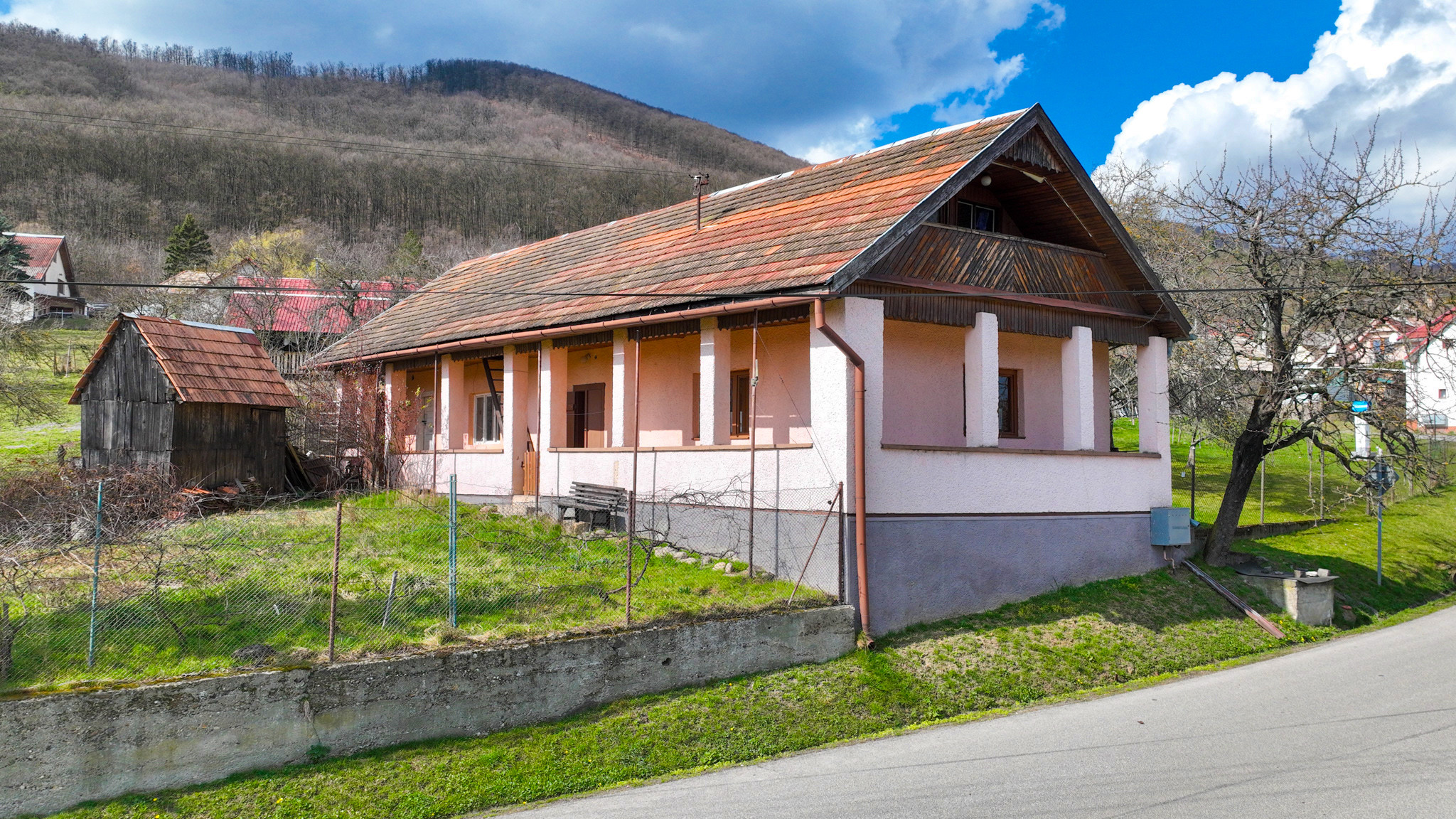 Obývateľný vidiecky dom - chalupa, Orovnica, okr.Žarnovica