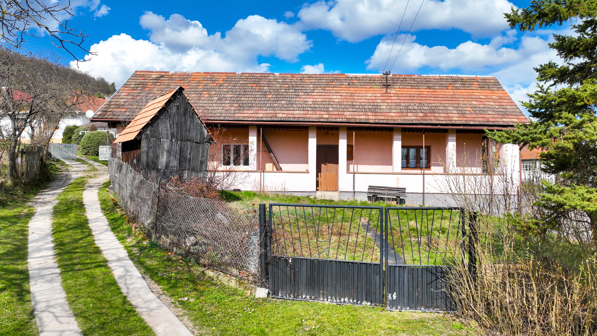 Obývateľný vidiecky dom - chalupa, Orovnica, okr.Žarnovica