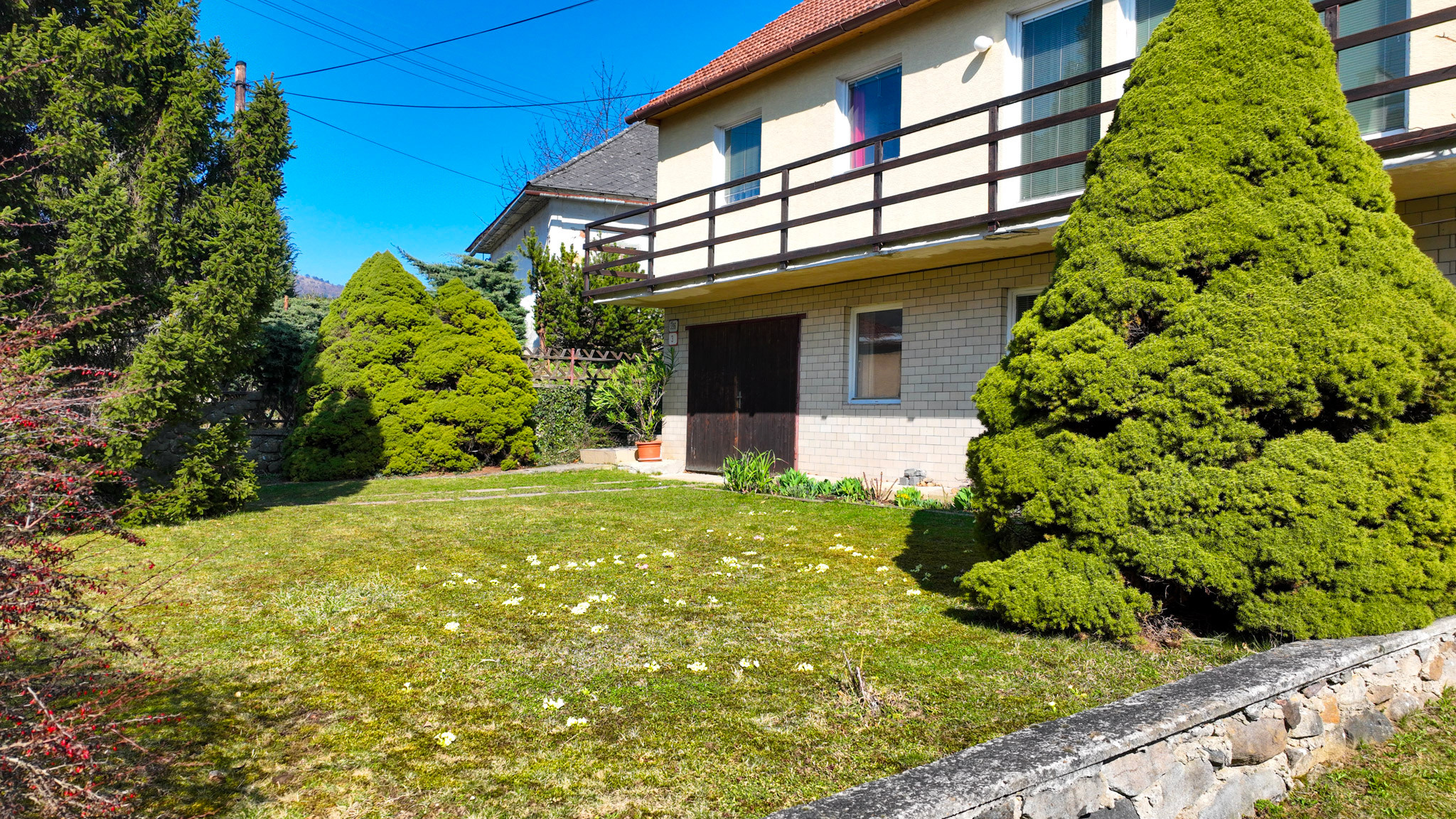 5-izbový rodinný dom s pozemkom 1000m2, Kremnica - Centrum