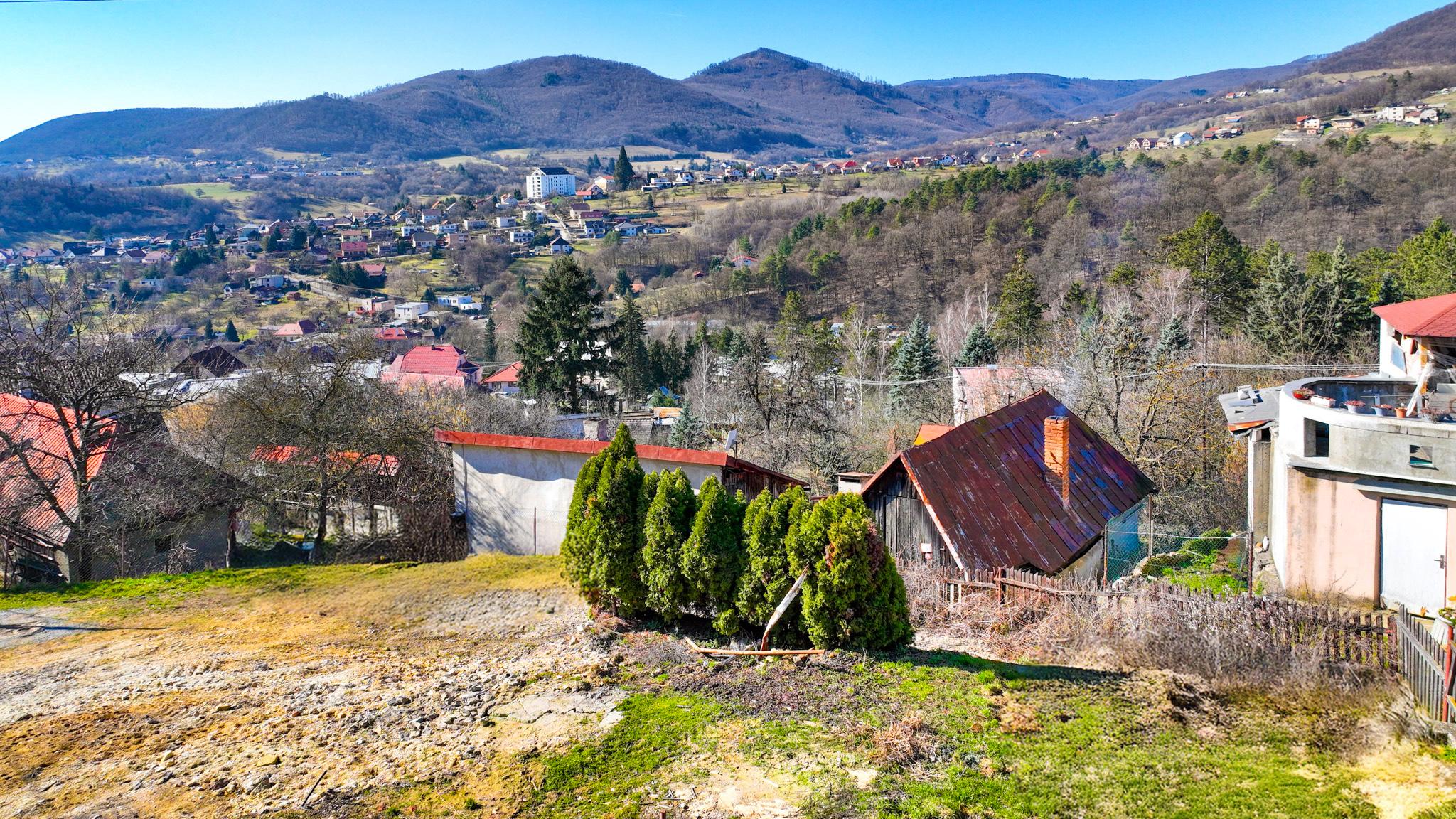 Nízkoenergetická novostavba rodinného domu, Nová Baňa