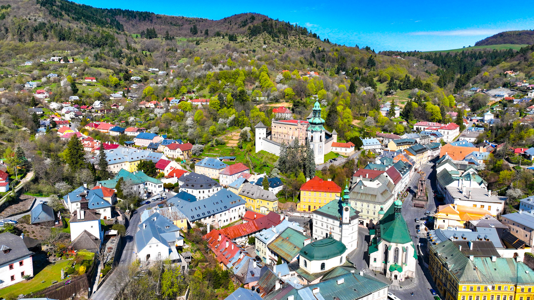 Historický rodinný dom so záhradou a parkovaním, Banská Štiavnica