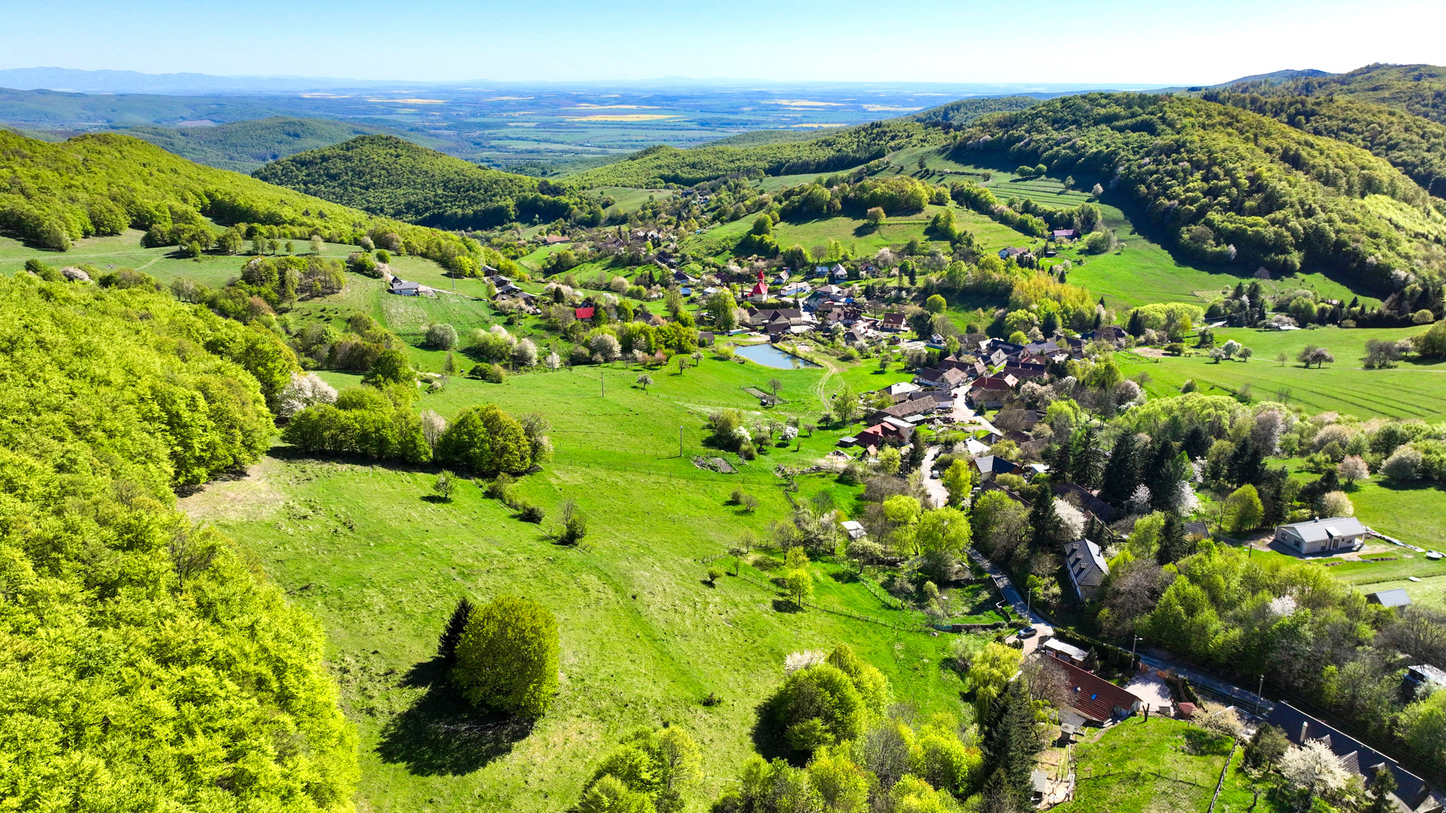 Krásny pozemok pre výstavbu chaty - chalupy 1281m2, Uhliská