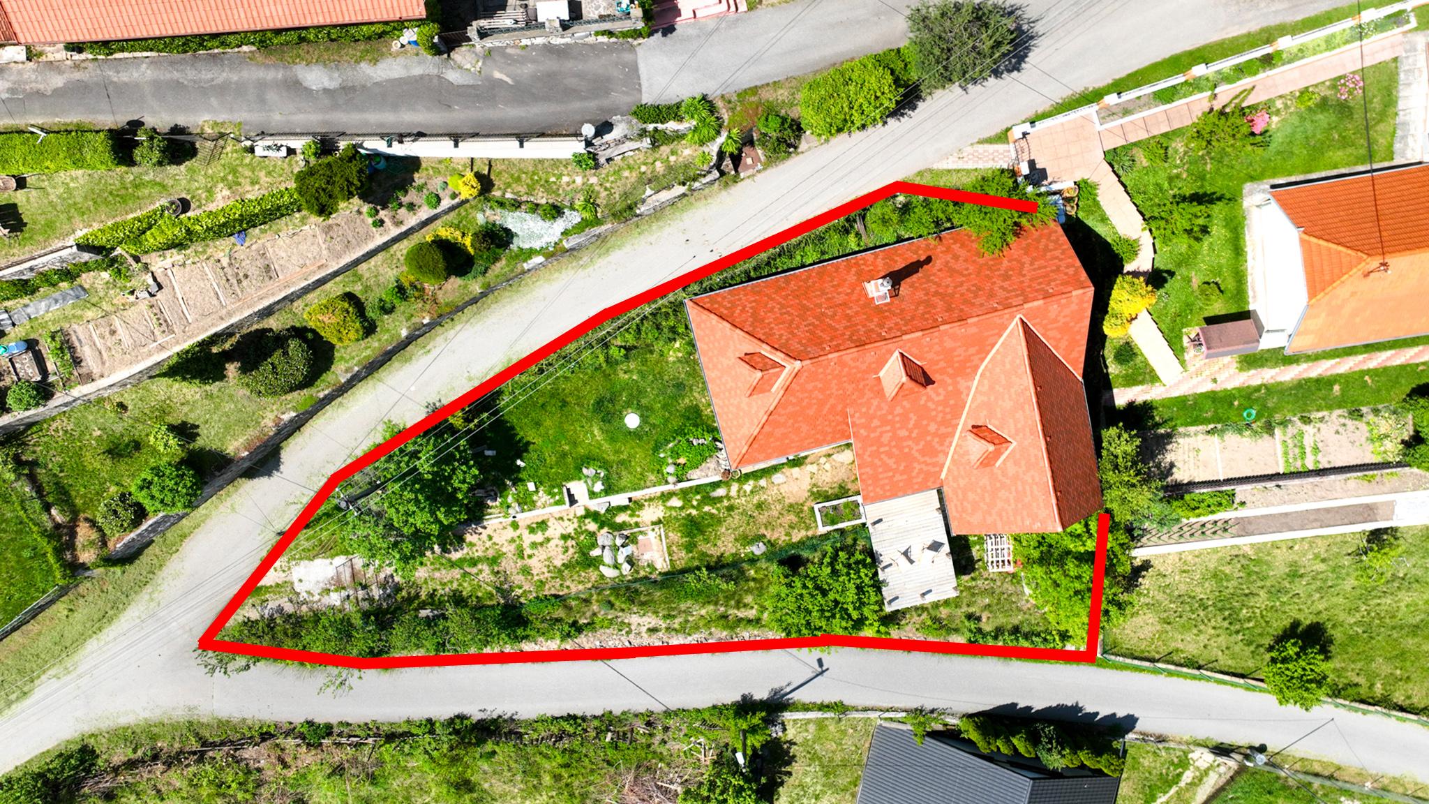Rodinný dom / Chalupa s nádhernými výhľadmi, Banská Belá