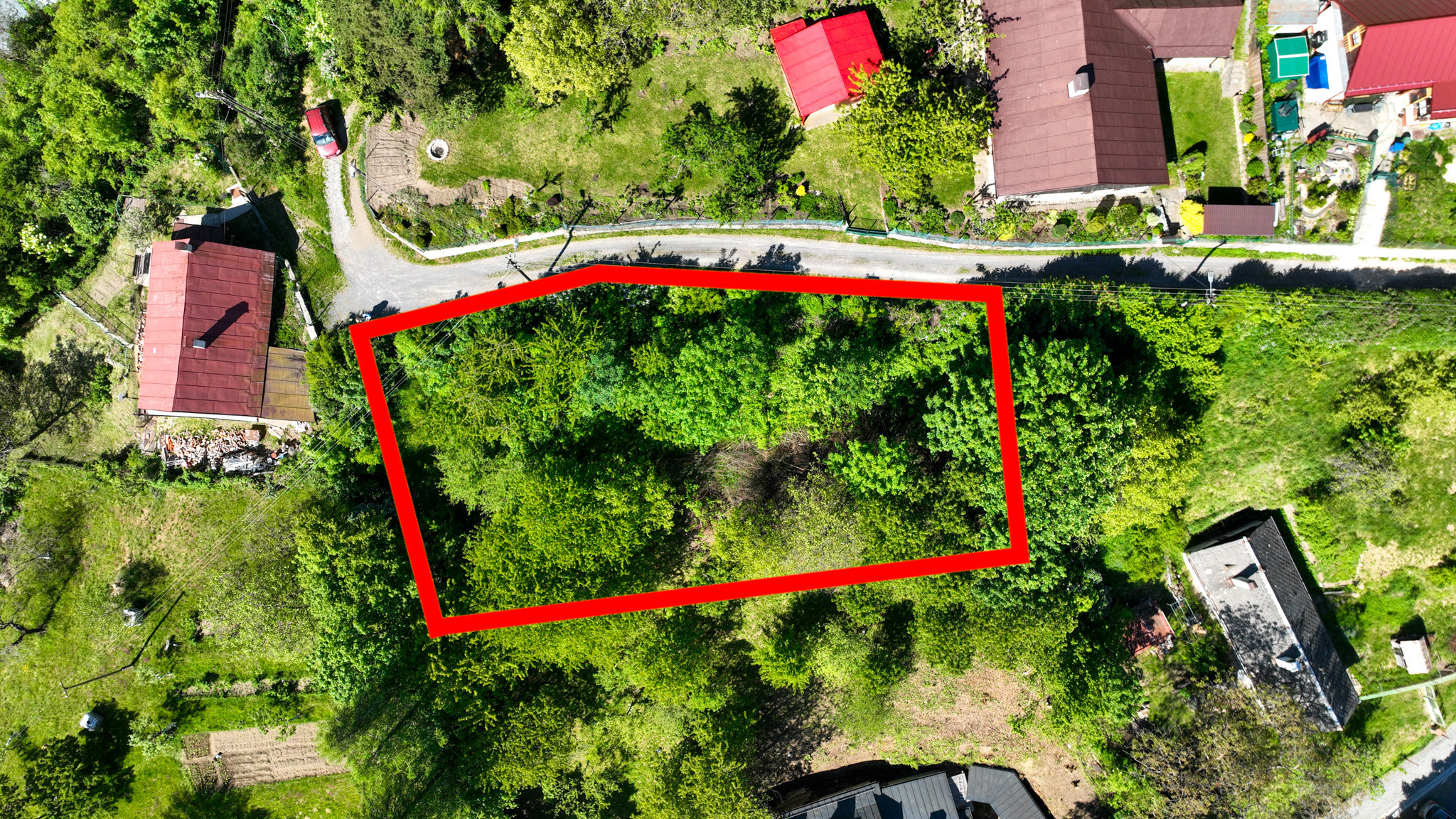 Slnečný, rekreačný pozemok 1180m2, Banská Štiavnica