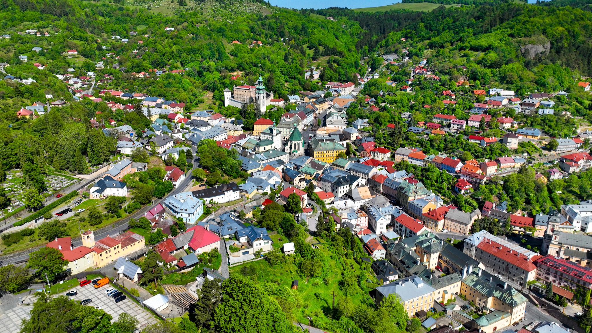 Slnečný, rekreačný pozemok 1180m2, Banská Štiavnica