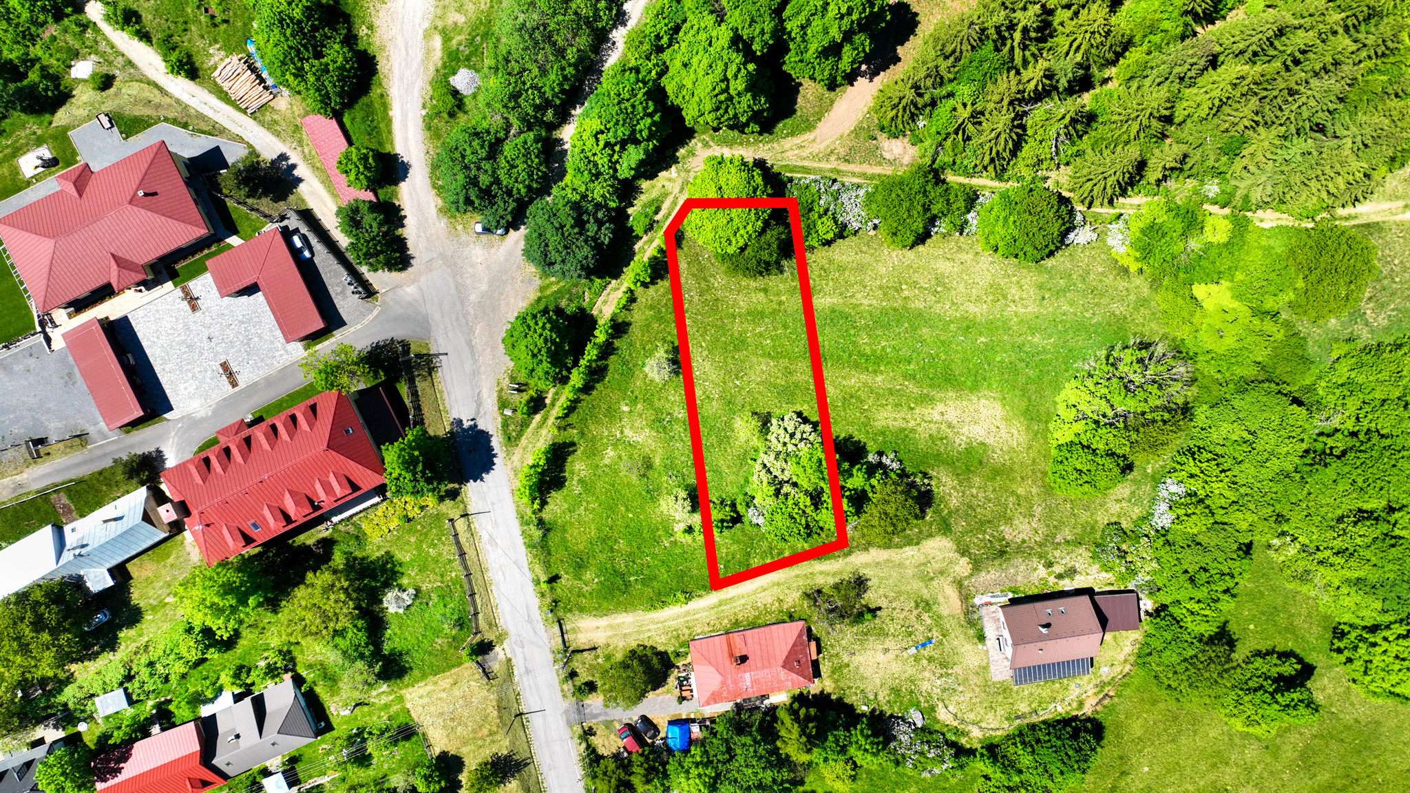 Pozemok 970m2 s možnosťou stavby Horná Roveň, Štiavnické Bane