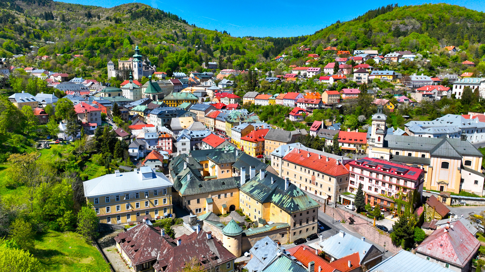 Historický rodinný dom, 4 byty, centrum Banská Štiavnica