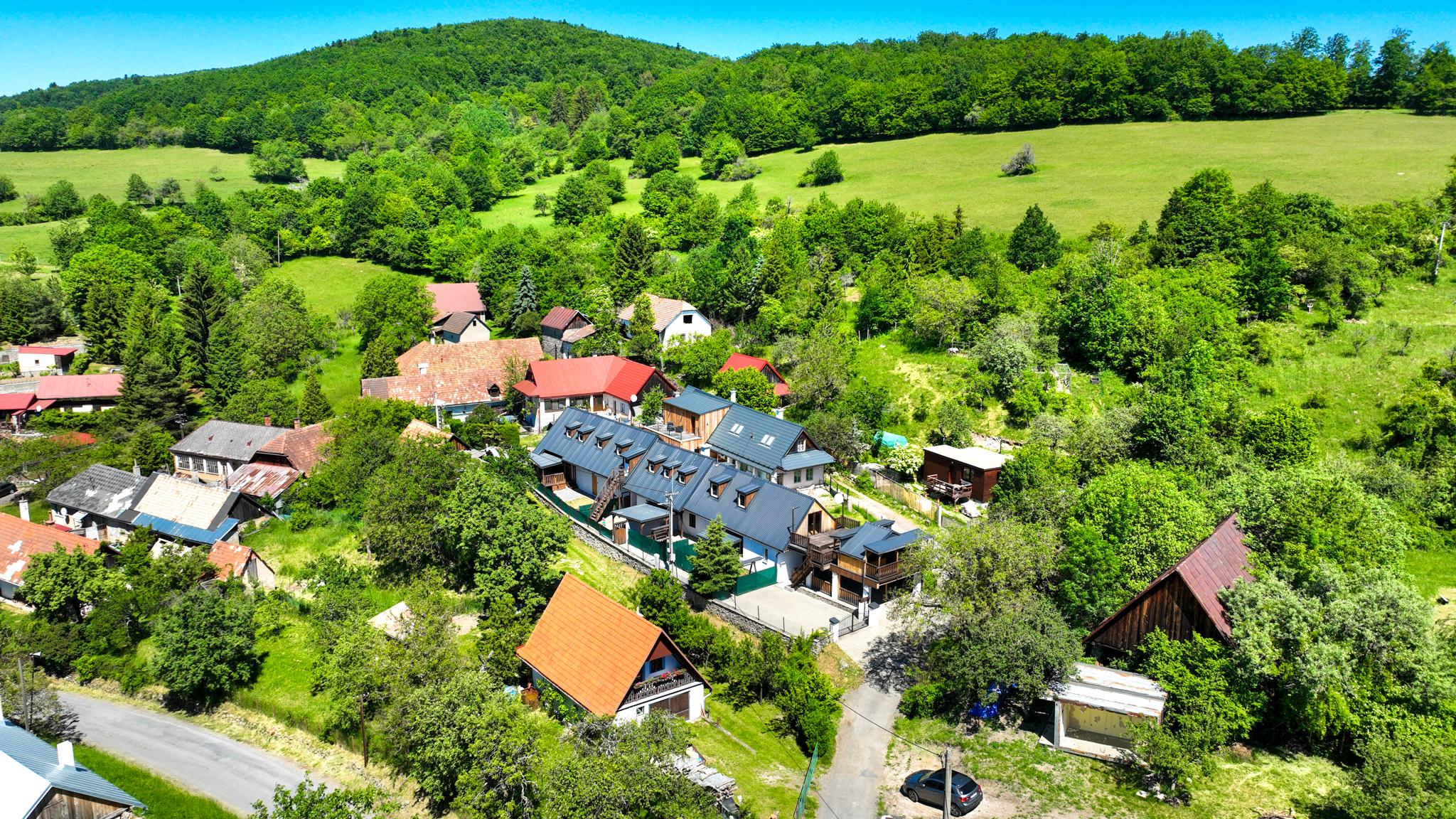 Apartmánový dom s 3-mi bytovými jednotkami, Počúvadlo