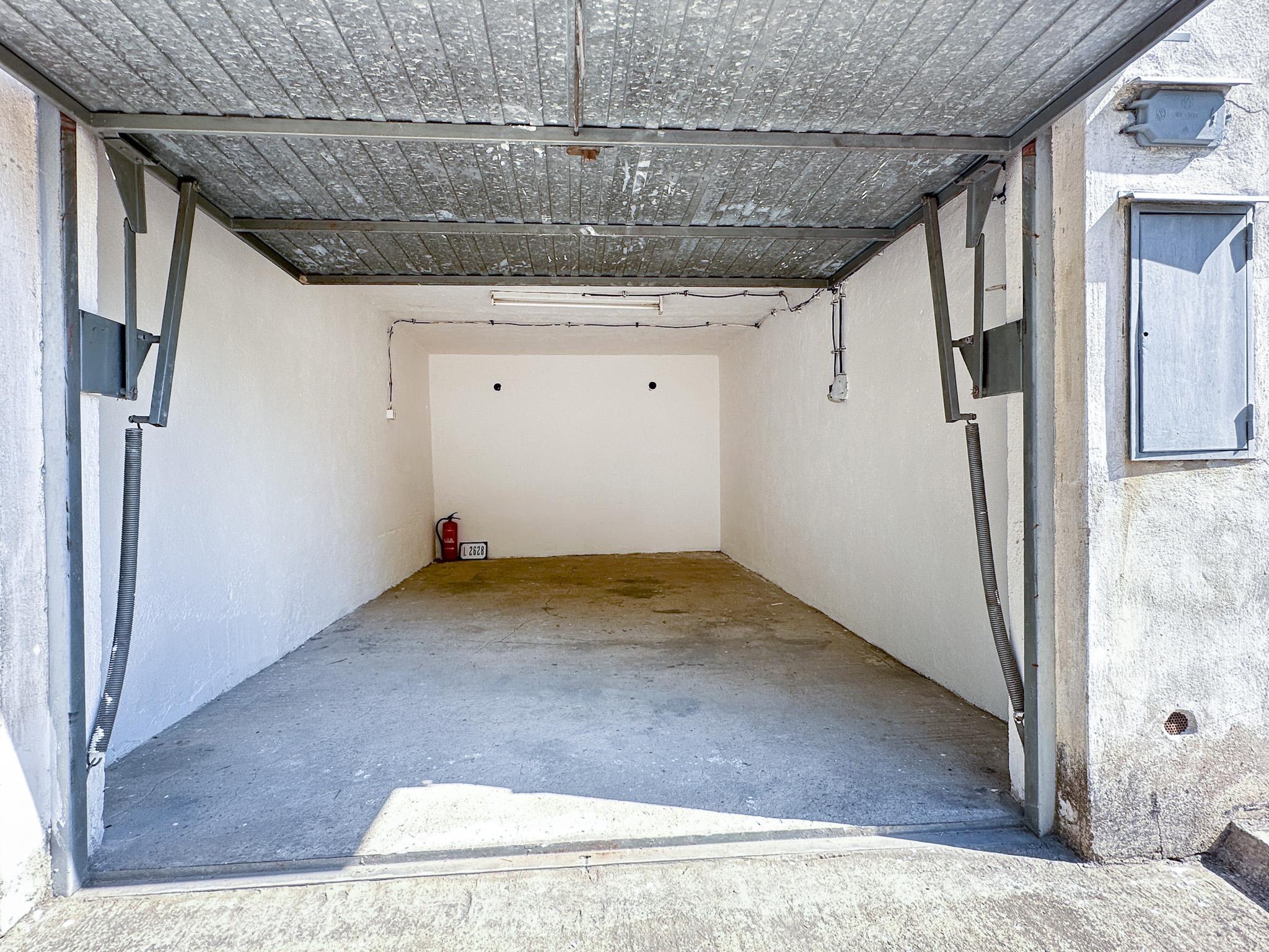 Prenájom garáže s elektrinou, Banská Štiavnica