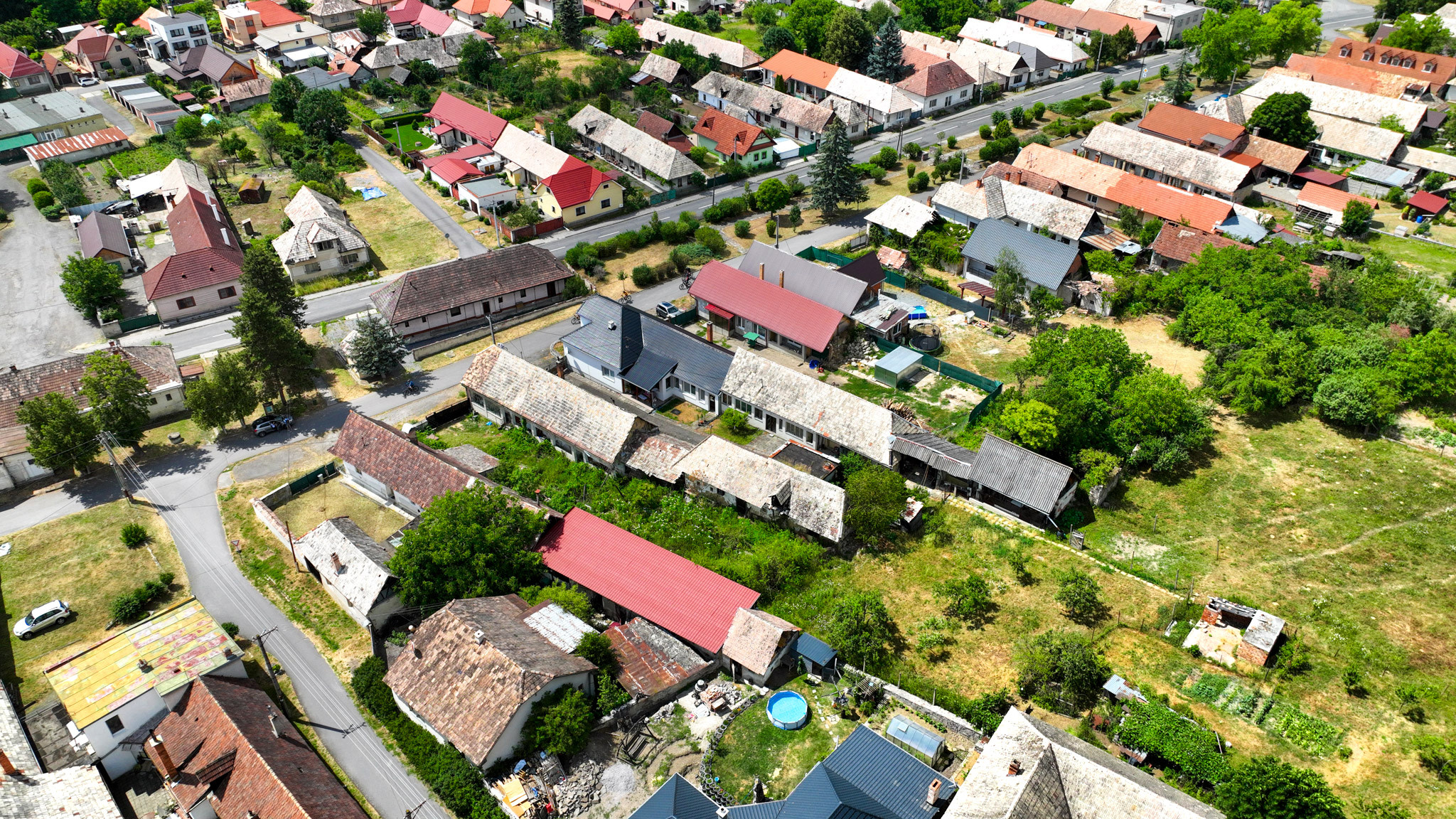 Vidiecky rodinný dom s pozemkom 950m2 Hontianske Nemce