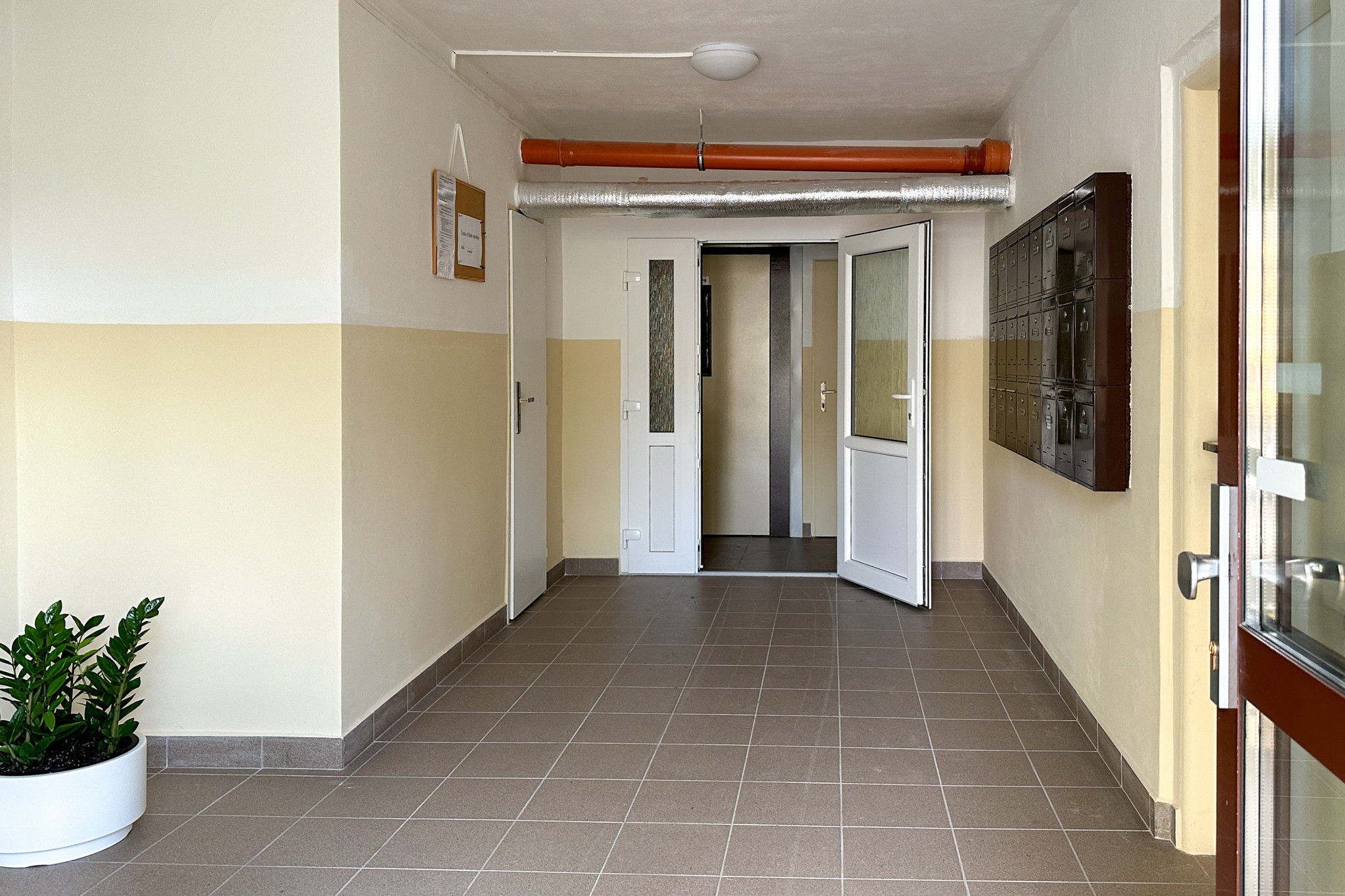 Prenájom 2-izbového bytu, Križovatka - Banská Štiavnica