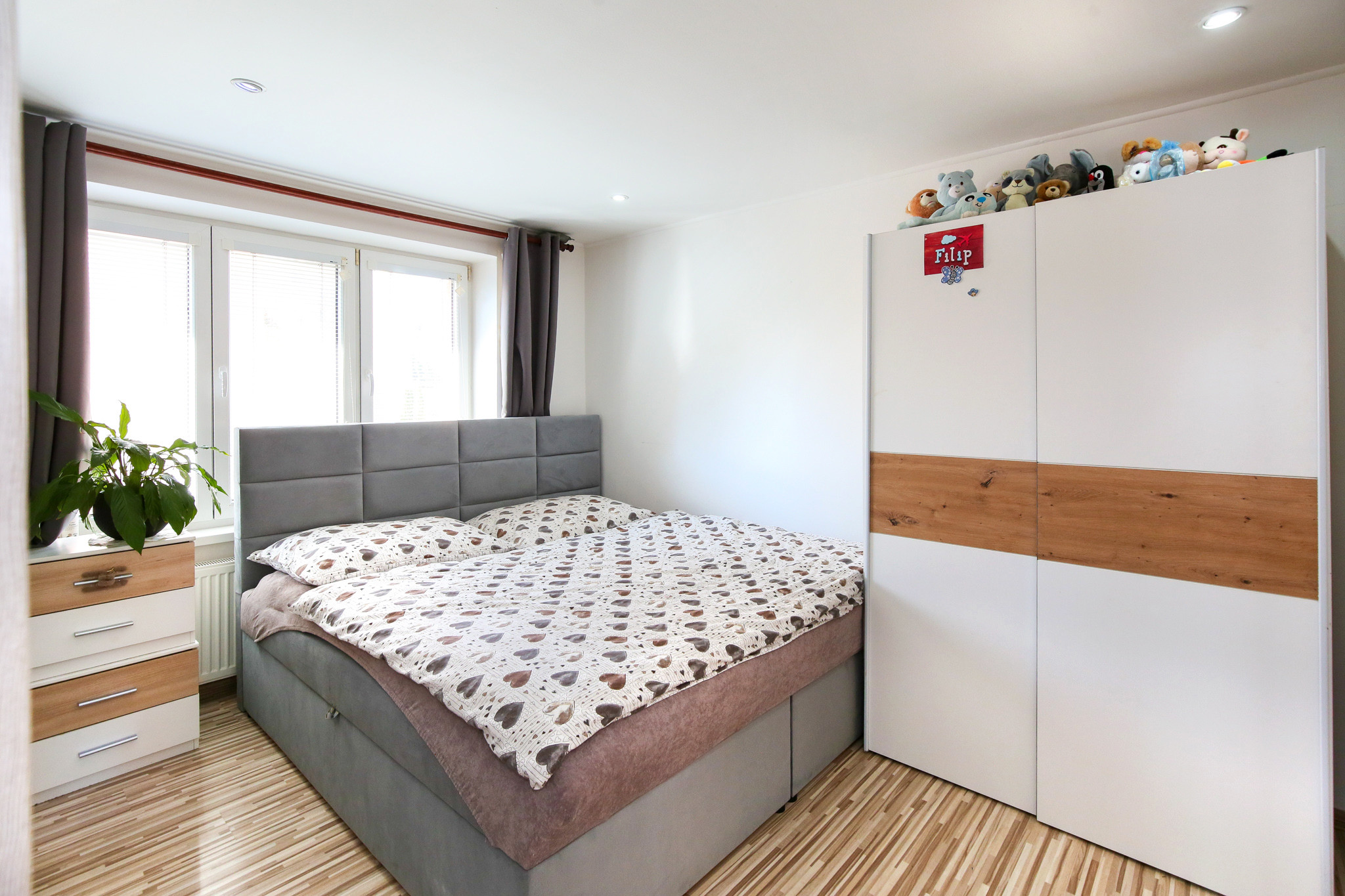 2-izbový byt, 57m2 s dvomi pivnicami, Hliník nad Hronom
