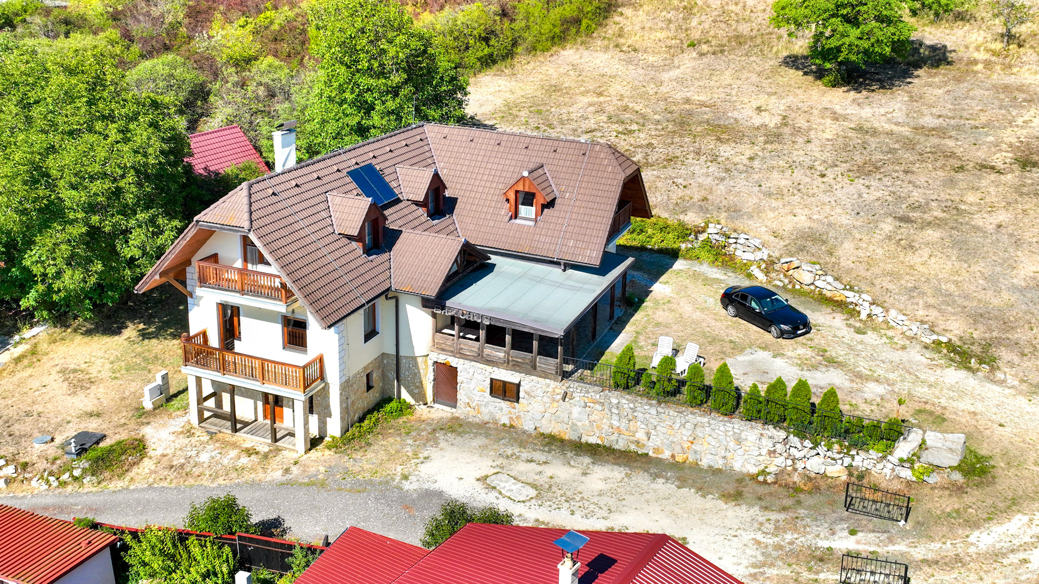 Penzión - Rodinné sídlo s pozemkom 8 753m2, Dudince