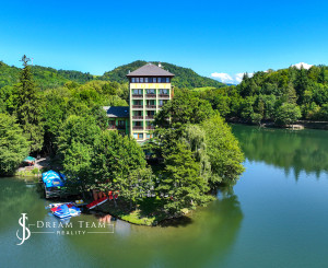 REZERVOVANÉ 4-izbová chata, 74m2, Počúvadlo Jazero - Banská Štiavnica