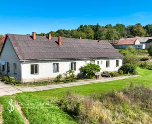 Rodinný dom so štyrmi bytovými jednotkami v obci Beluj