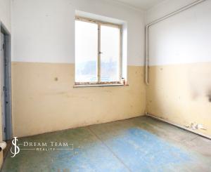 Rodinný dom so štyrmi bytovými jednotkami v obci Beluj