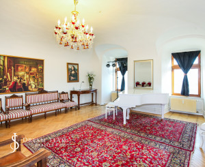 Viacúčelová historická budova 900m2 Zvolen Centrum