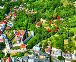 Slnečný, rekreačný pozemok 1250m2, centrum Banská Štiavnica