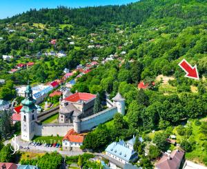 Slnečný, rekreačný pozemok 1250m2, centrum Banská Štiavnica