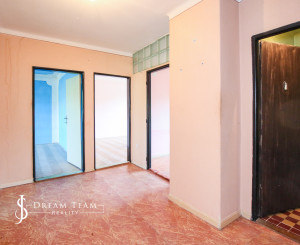 Priestranný 3-izbový byt o veľkosti 92m2 s garážou, Prenčov