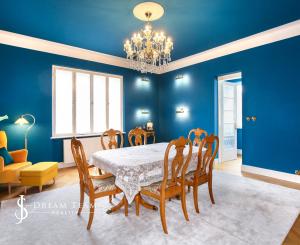 Štýlový byt s garážou a možnosťou prístavby ďalšieho bytu, centrum Banská Bystrica