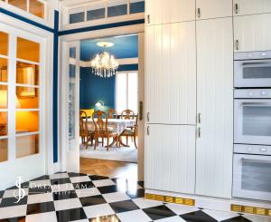 Štýlový byt s garážou a možnosťou prístavby ďalšieho bytu, centrum Banská Bystrica