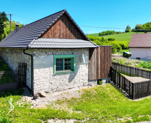 Moderná zrekonštruovaná chalupa - rodinný dom, Veľká Lehota