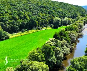 Investičný pozemok 6000m2 Banská Bystrica - Iliaš