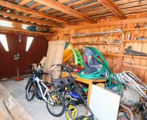 Prenájom rodinného domu so záhradou 320m2+Garáž, Svätý Anton