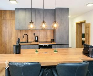 2-izbový zariadený byt s lodžiou, 70m2, Banská Štiavnica