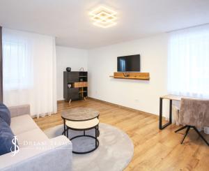 2-izbový zariadený byt s lodžiou, 70m2, Banská Štiavnica