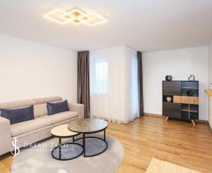 2-izbový zariadený byt s lodžiou, 70m2, Banská Štiavnica